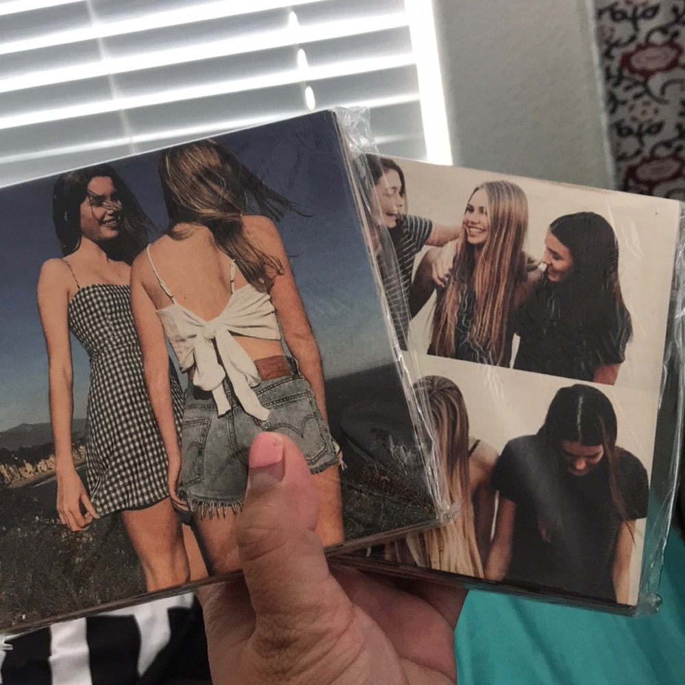 Brandy Melville Postcards Pack (45-50)
